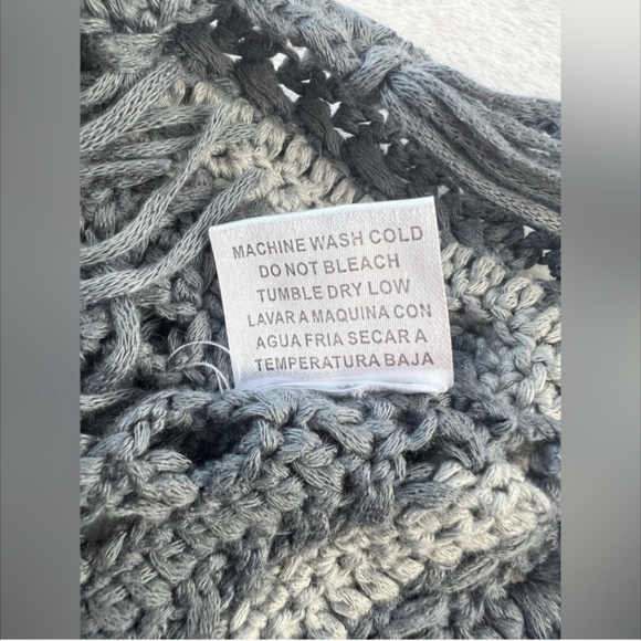 Super Cute Paper Crane Crochet Knit Halter Top Sweater in Gray Size Medium - Picture 8 of 8